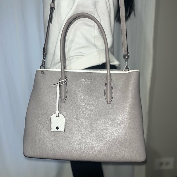 Kate Spade Purse - Picture 1 of 6